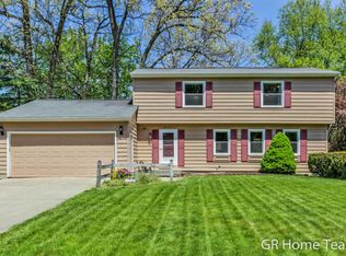 6141 Winthrop Ct SE, Ada, MI 49301