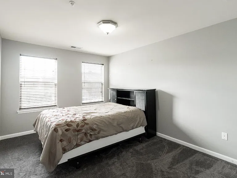 7177 Hummingbird Dr — Photo 9