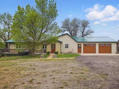 18977 Black Angus Ln, Belle Fourche, SD, 57717