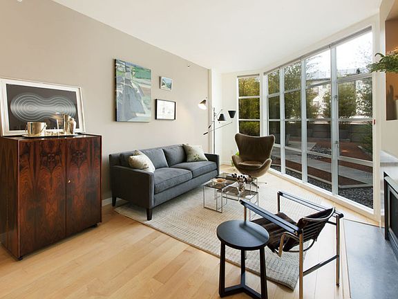 2nd image of 1600 Webster St APT 108