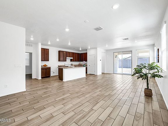 5th image of 5703 S 30th Glen