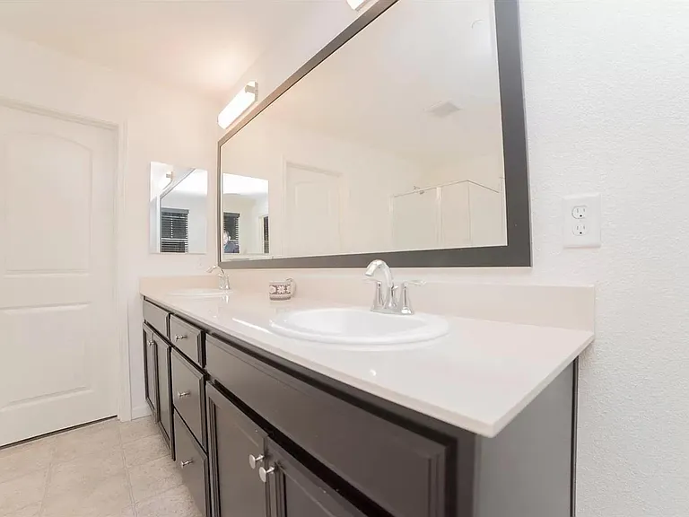 1088 Arrington Dr — Photo 19