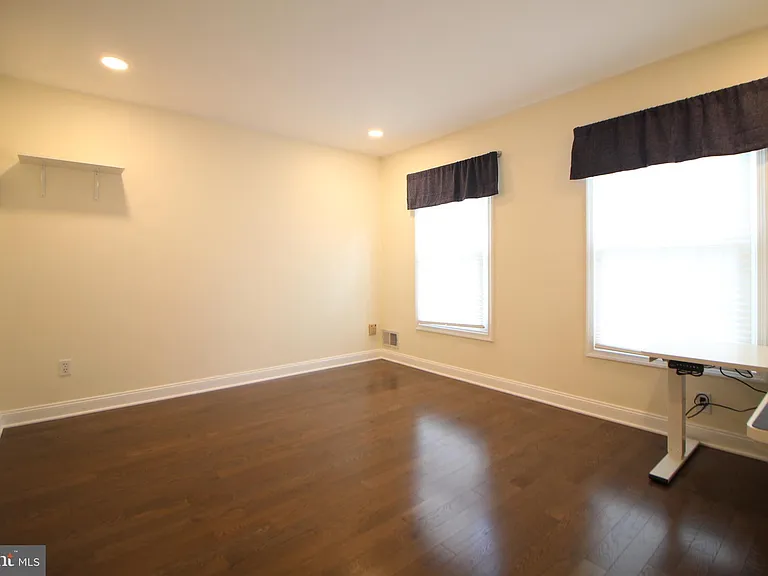 15 Kentsdale Dr — Photo 44