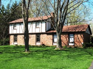 220 E Village Dr, Carmel, IN 46032