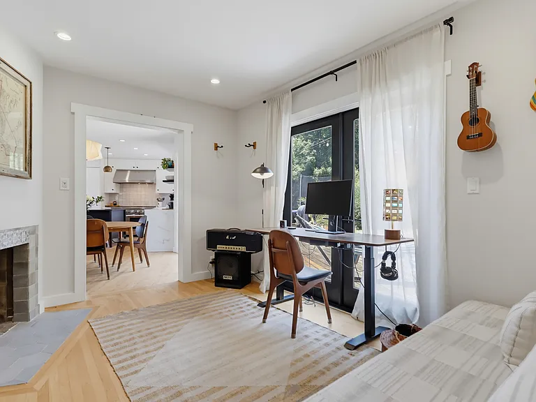 Candace Pl — Photo 31