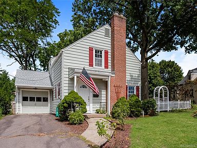 60 Gifford Rd West Hartford Ct 06119 Zillow