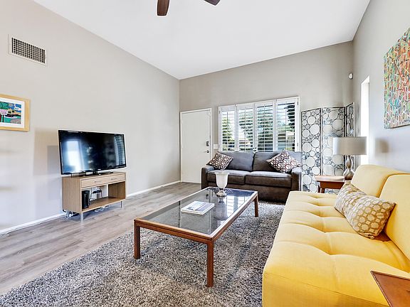 4th image of 2305 Los Patos Dr
