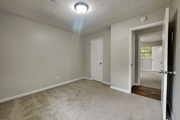2093 Drake Ct — Photo 11