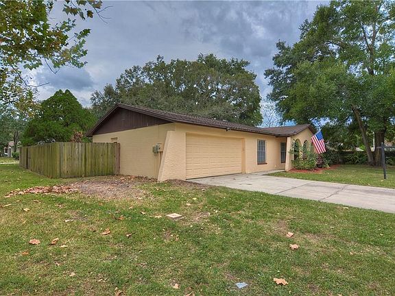 4th image of 503 Green Cove Dr