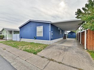 1570 S Peach St SPACE 33, Medford, OR 97501