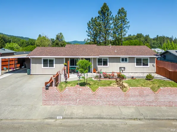 90 Nancy Lane, Willits, CA 95490