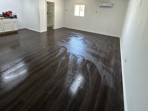 3rd image of 5224 W Avenue L4