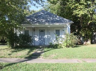 714 S 17th St, Centerville, IA 52544