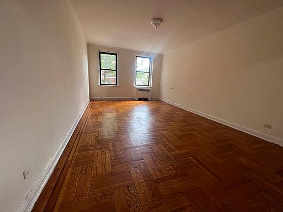 2nd image of 83-09 Lefferts Blvd #4H