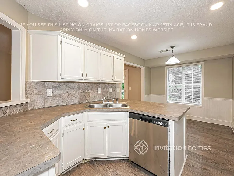 2860 Brookton Ln — Photo 9