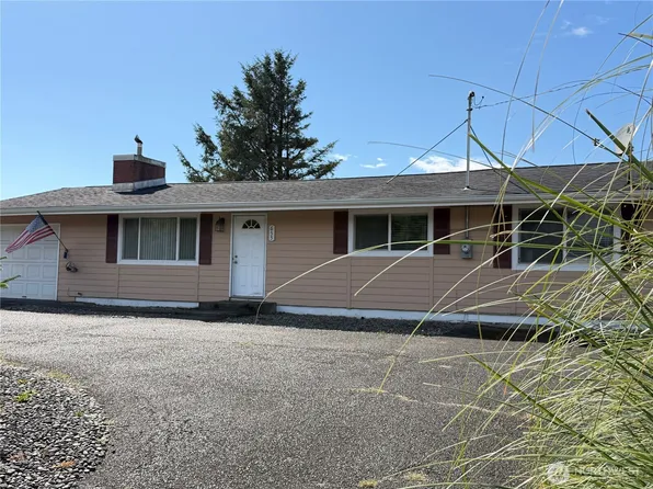655 Canal Drive NE, Ocean Shores, WA 98569