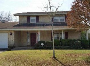 704 Todd Cir, Warner Robins, GA 31088