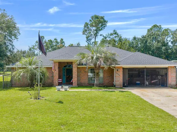 3329 Sunset Bayou Dr, Milton, FL 32583