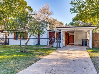 2528 Lockhart Ave, Dallas, TX, 75228