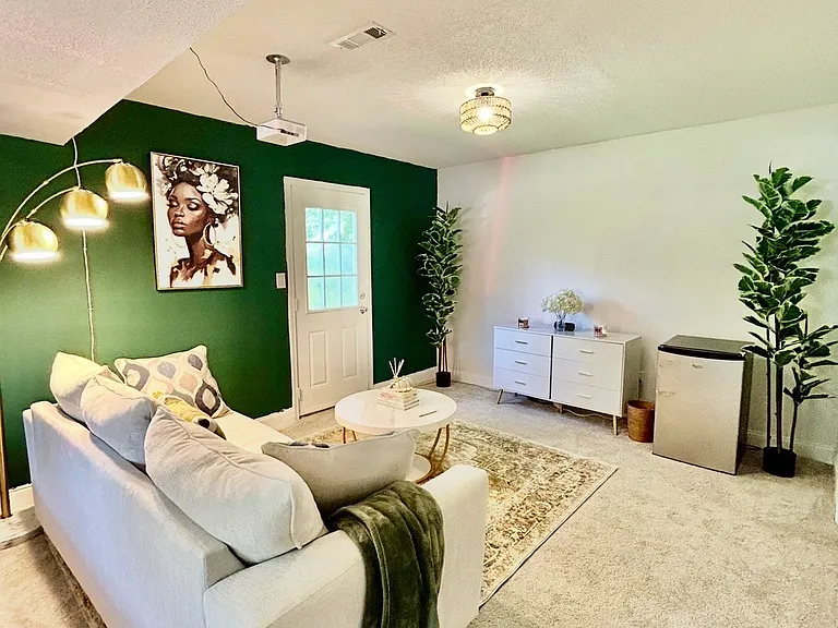 2810 Shea Way SW #1 — Photo 3