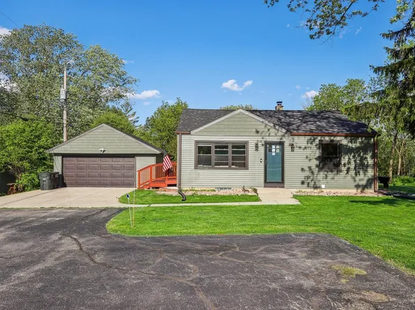 7218 South 51st STREET, Franklin, WI 53132