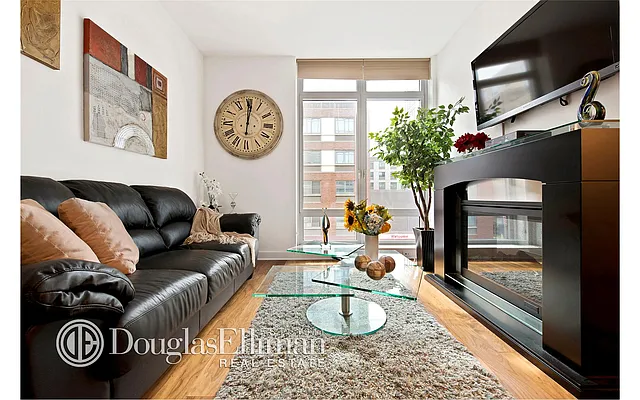 Rented by Douglas Elliman | media 4