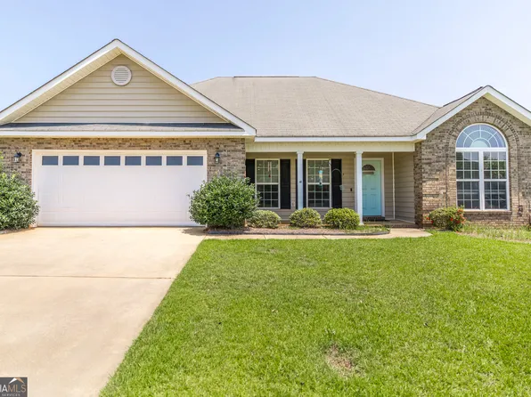 310 Falkirk Dr, Warner Robins, GA 31088