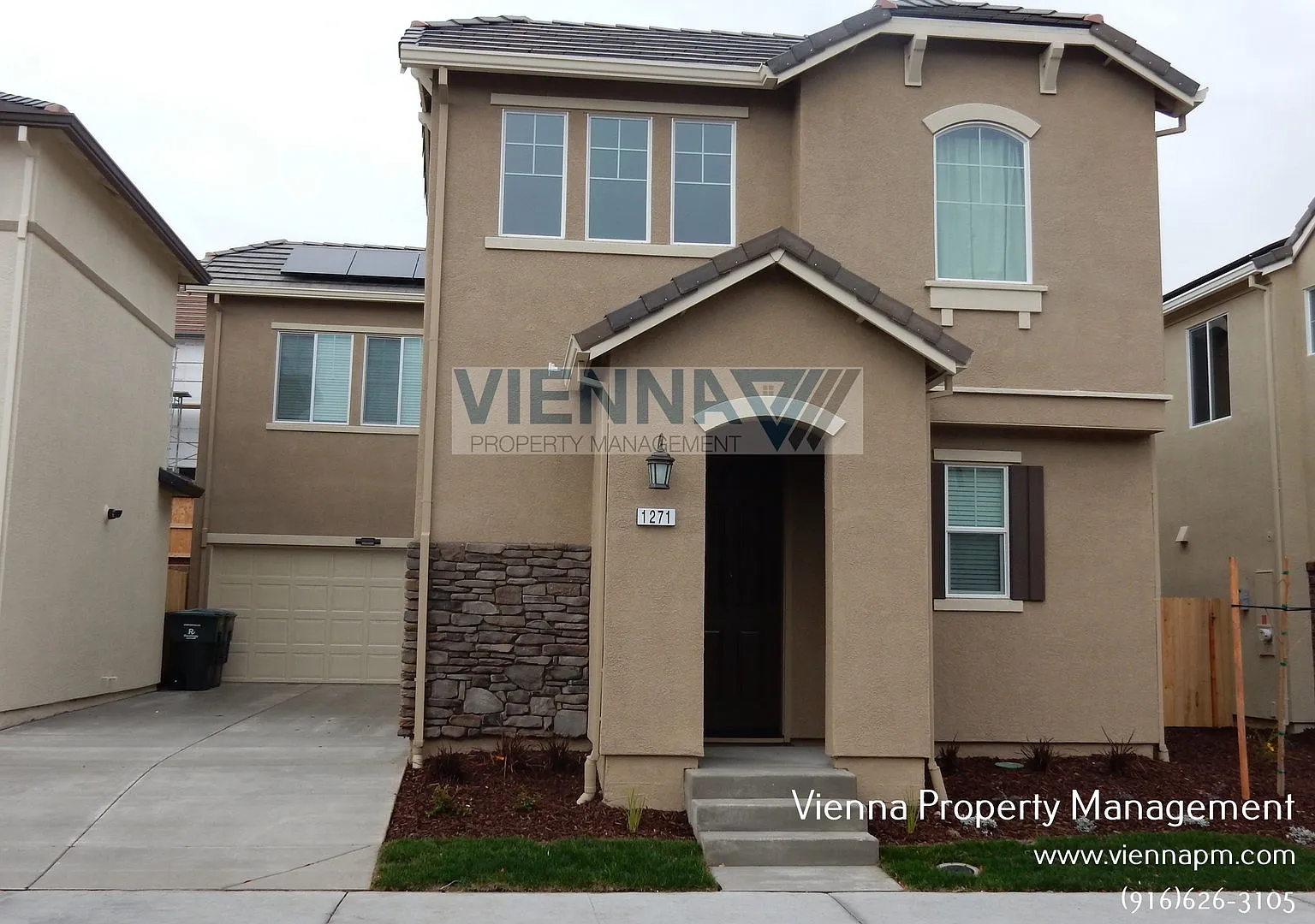 3 bed, 2.5 bath, 1966 sqft, $2,895 — Photo 1