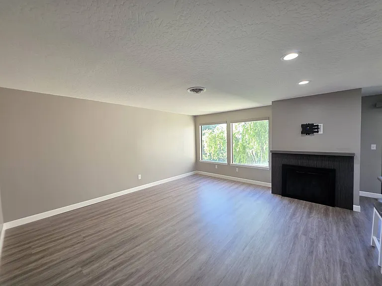 303 Gage Blvd #311 — Photo 4