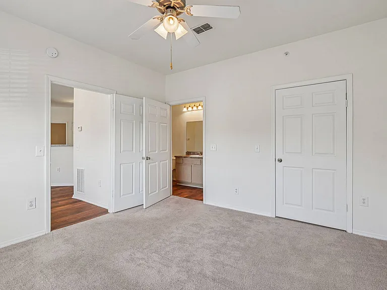 Wesley St. James Apartments at Sandy Springs — Photo 30