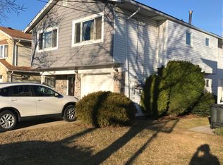 113 Fieldstone Rd, Staten Island, NY 10314