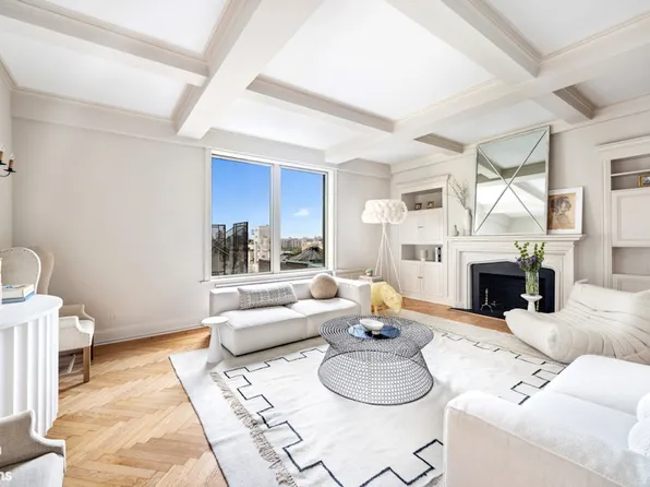 1120 Park Avenue image 2 of 11