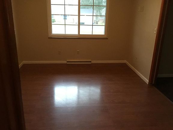 3rd image of 2915 Green Vista Dr
