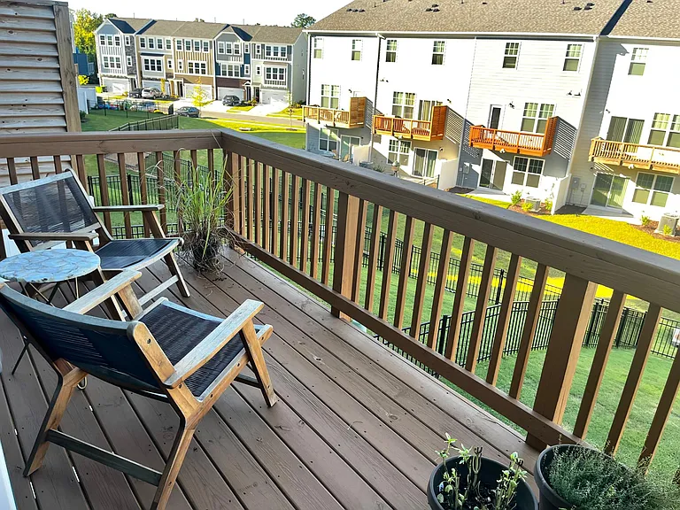 1114 Freeport Dr — Photo 22