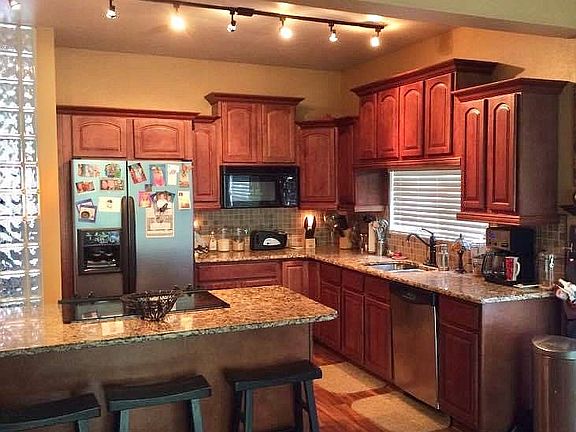 5th image of 151 Dalton Dr