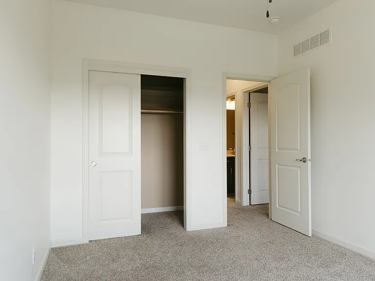 12960 S 51st St — Photo 38