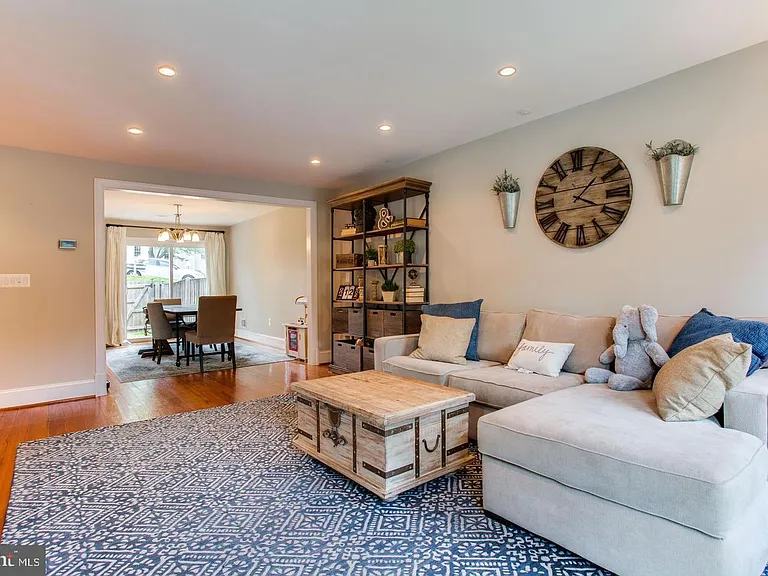 5407 Helm Ct — Photo 6