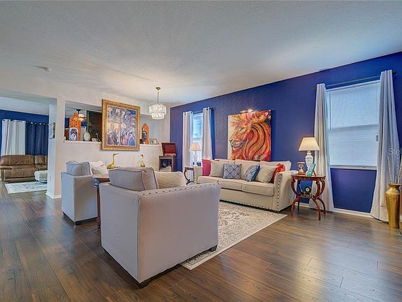 4th image of 9121 Bell Rock Pl