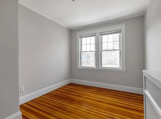 324 Beech St #2, Boston, MA 02131