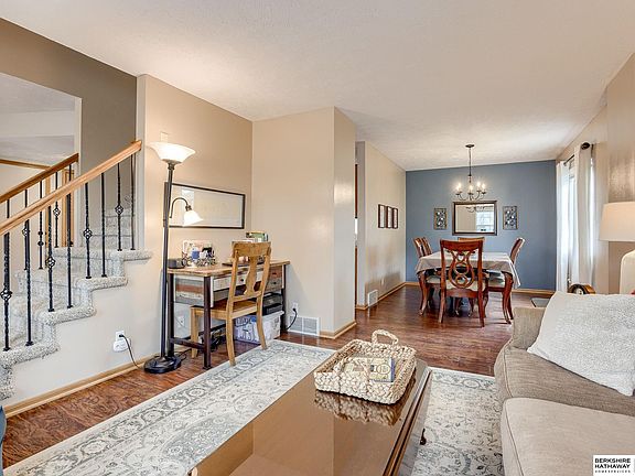 5th image of 3009 N 152nd St