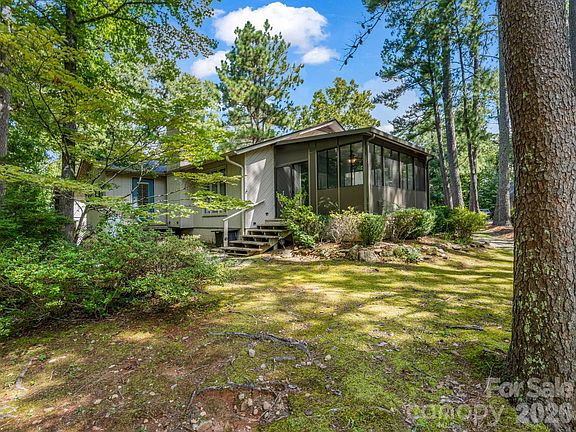 2nd image of 55 Diamond Ridge Ln
