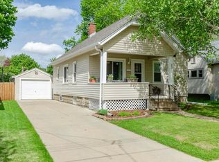 937 7th Ave SE, Rochester, MN 55904