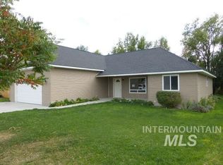 180 Tuttle Loop, Gooding, ID 83330