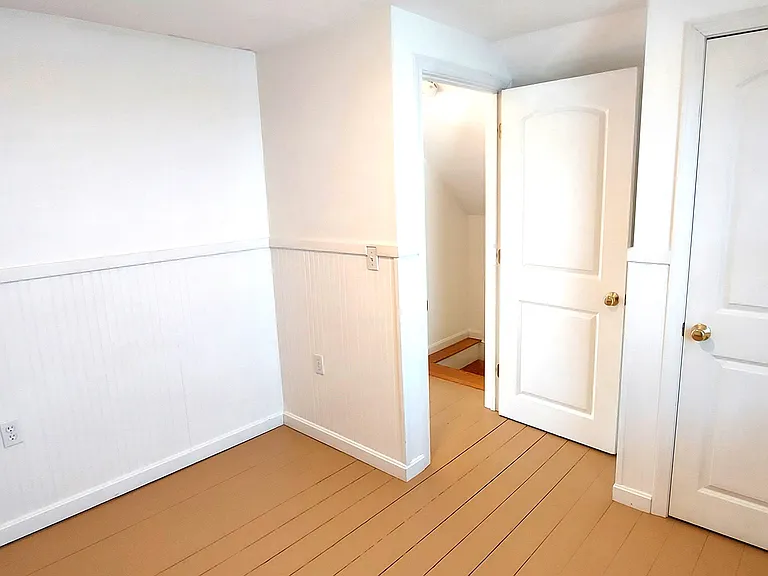 10 Ocean Ave #A — Photo 10