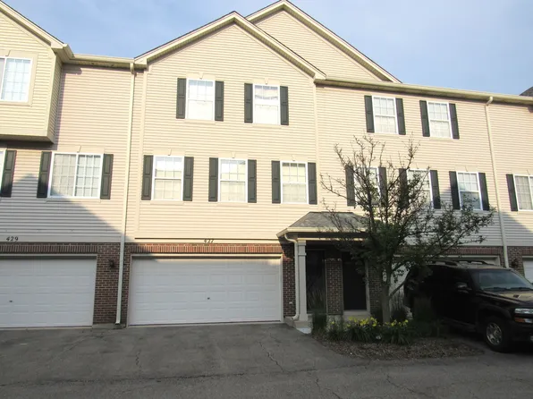 427 Evergreen Cir, Gilberts, IL 60136