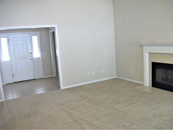 4th image of 21 Lincolnshire Ln