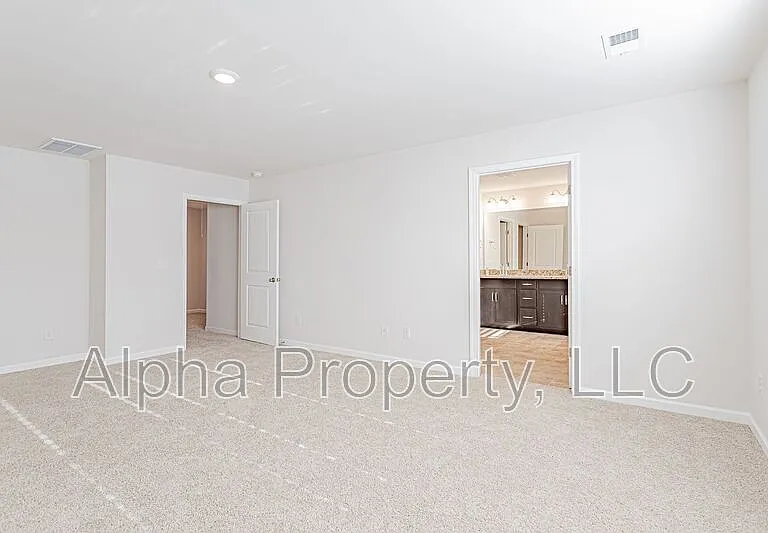 540 Yellow Fox Rd — Photo 19