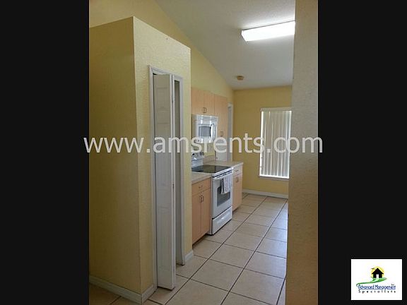 5th image of 540 Peace Dr