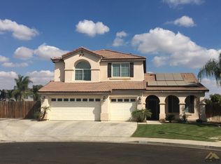 10702 Spirit Falls Ct, Bakersfield, CA 93312