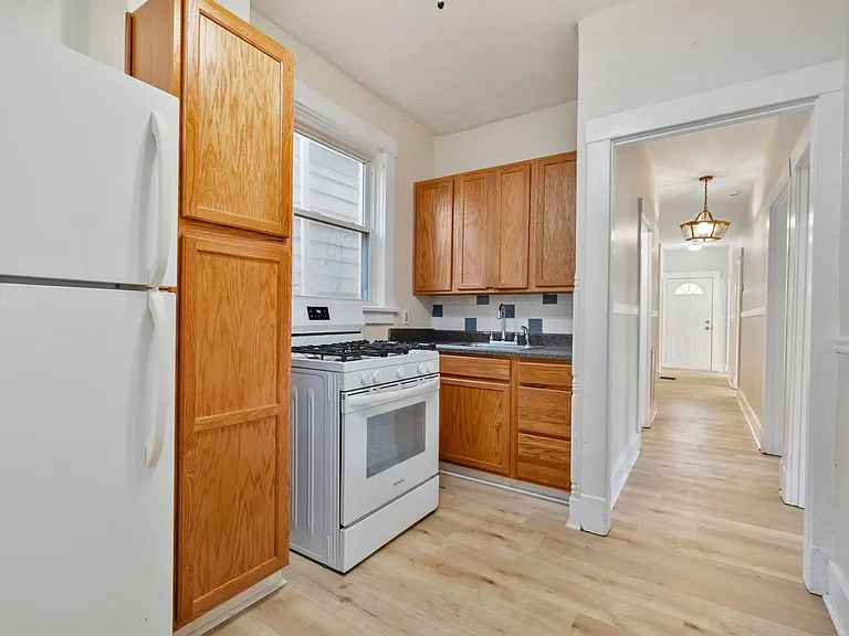 113 Johnston Avenue — Photo 23